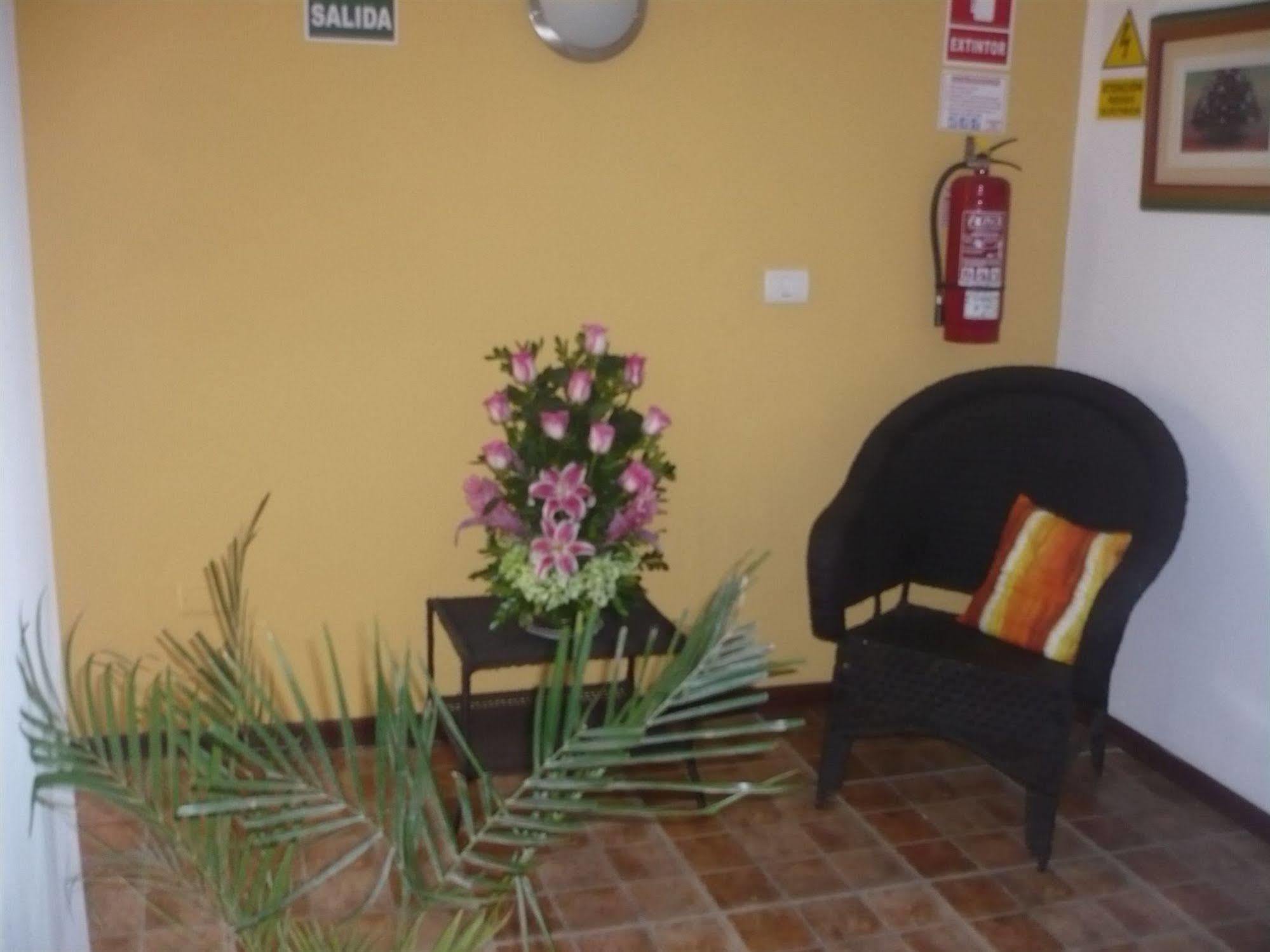 Hotel El Centurion Trujillo Exterior foto